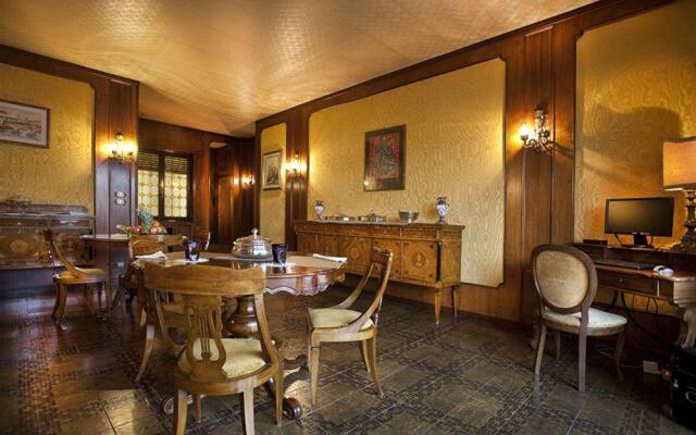Aurelia Rooms&Luxury office