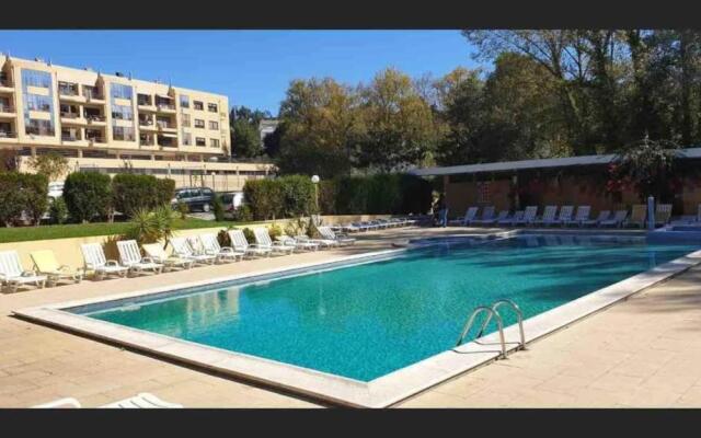 Apartamento Francelos Condominio