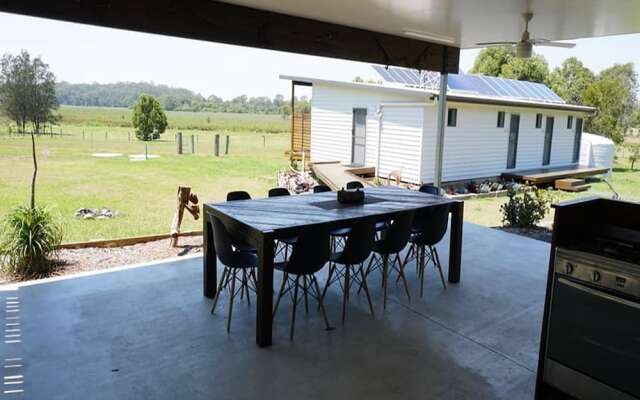 Brisbane North B&B and Winery