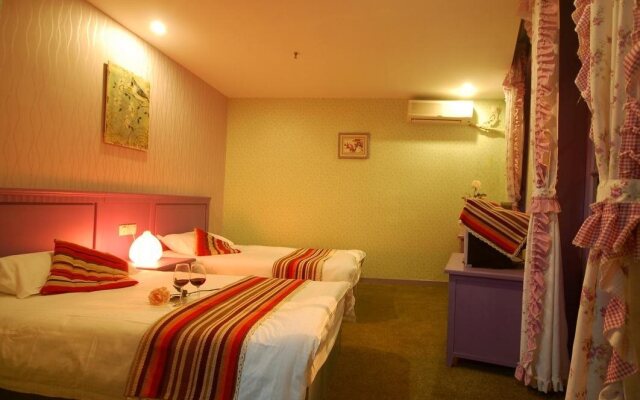 Soho Bund Youth Hostel