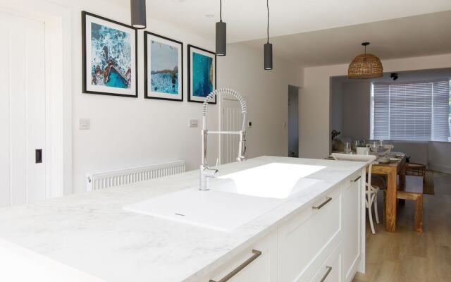 Stylish 2 Bed City Stay