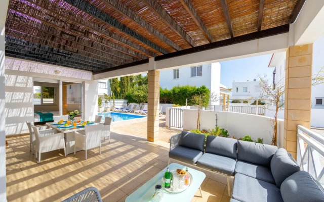 Protaras Sapphire Seaside Villa