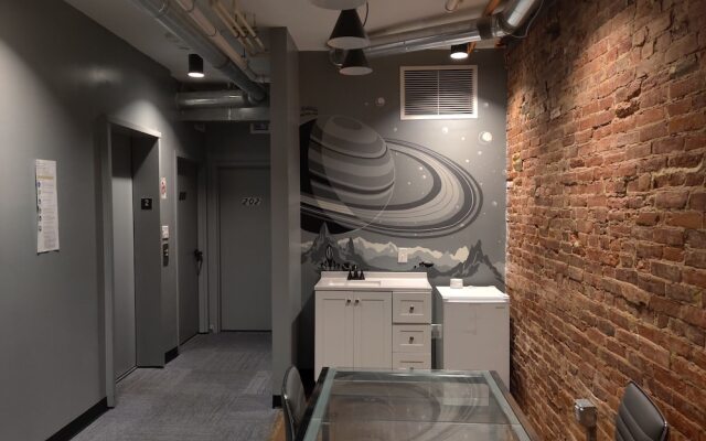 U Street Capsule Hostel