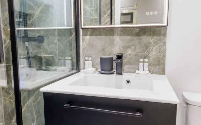 Authentic Apartment - 1br/4p - Grands Boulevards