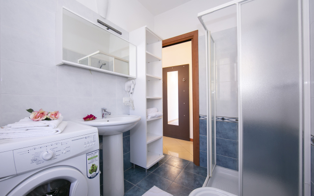 Fontana Del Lago Apt. 1