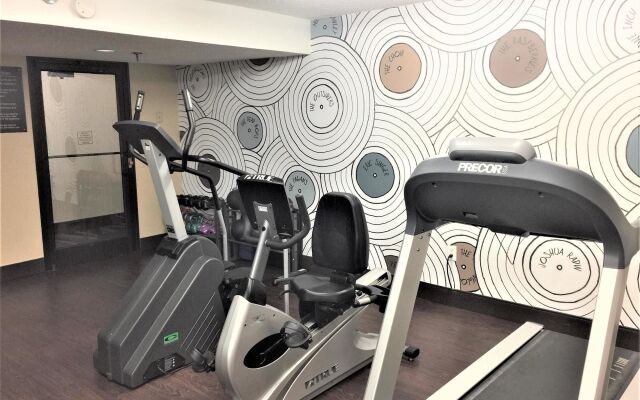 Best Western Plus Galleria Inn & Suites