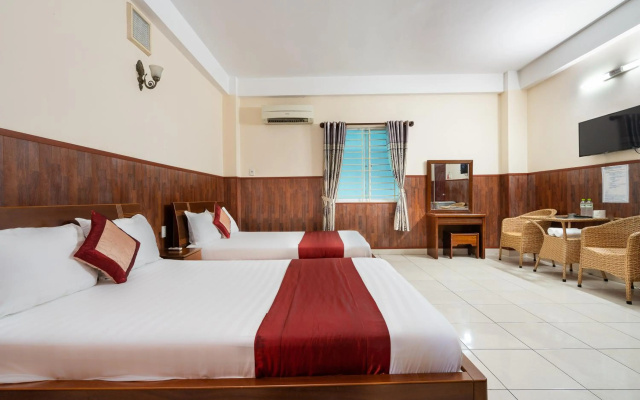 Nam Phuong Queen Hotel – Guest Rooms – Ho Chi Minh City