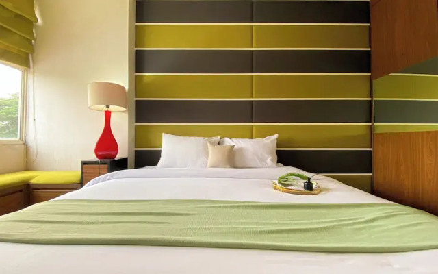 Modern Look 1BR Apartment at Silkwood Residence