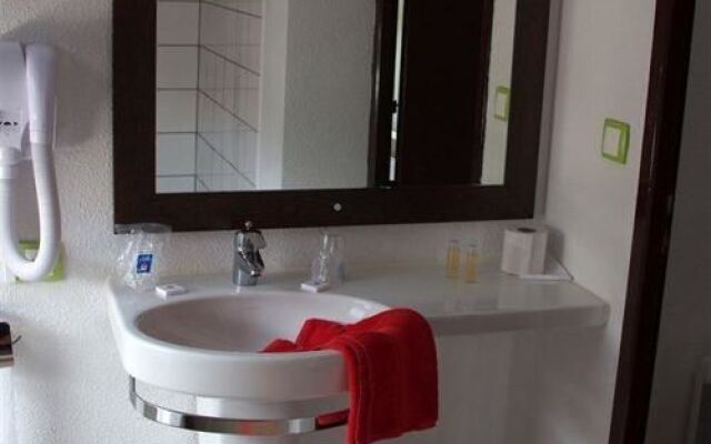 Hotel Kyriad Design ENZO PONT A MOUSSON