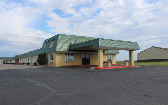East Grand Inn