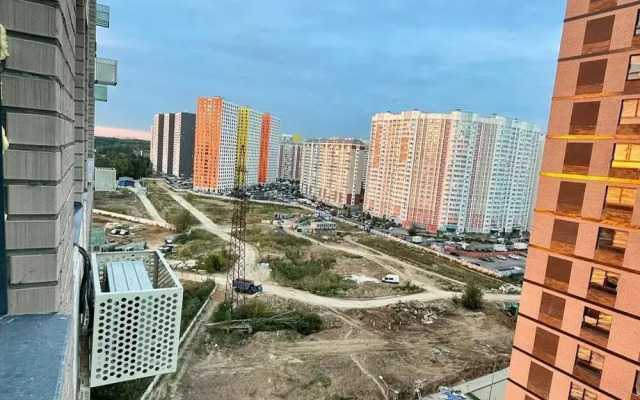 Apartments on the Spacious street, 14