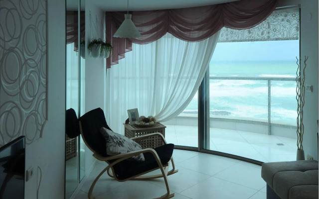 Israel-Haifa Apartments