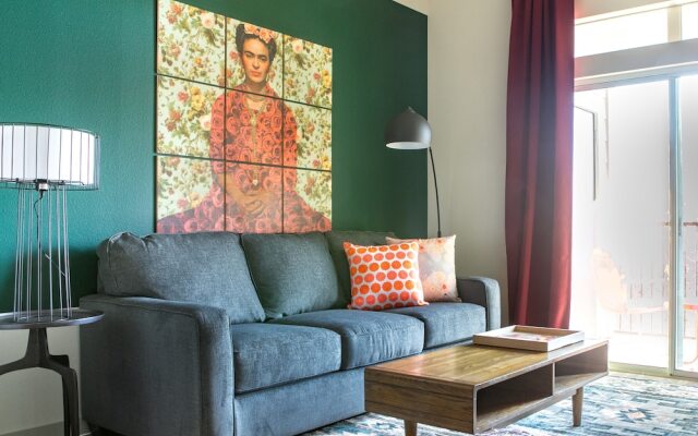 1BR2BR Downtown Austin byWanderjaunt