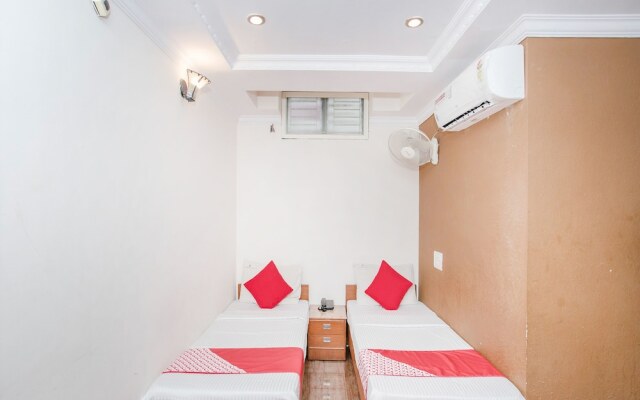 OYO 10821 Sree Balaji Residency