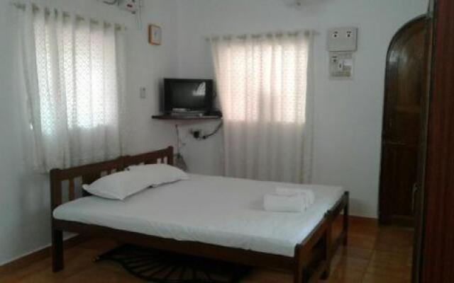 Nk Siolim River Bungalow