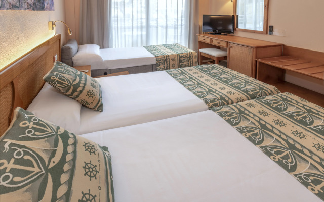 Hotel GHT Oasis Tossa & Spa