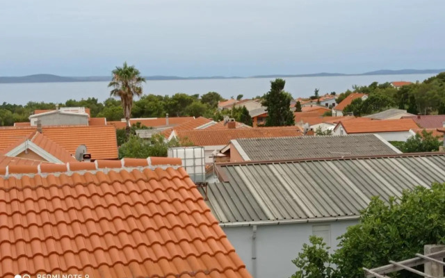 Villa S