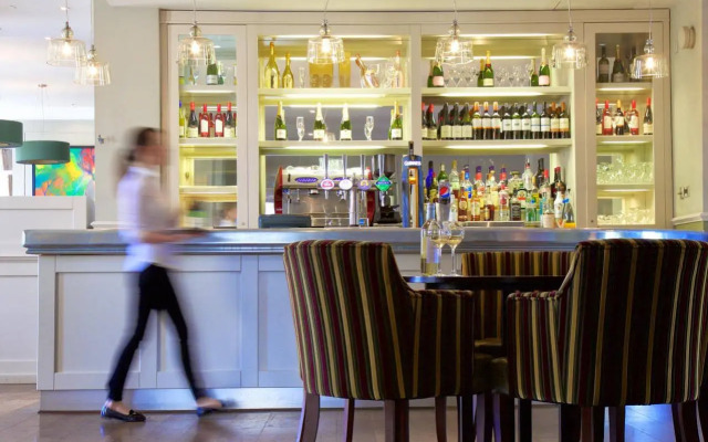 London Chigwell Prince Regent Hotel, BW Signature Collection