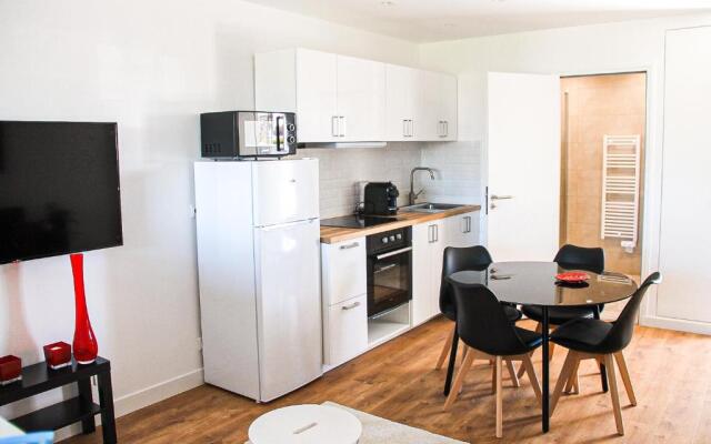 Grand T1 Moderne Jardin près de CDG