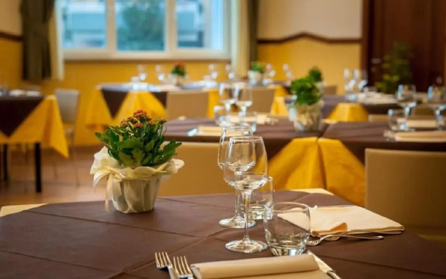 Hotel Mondial