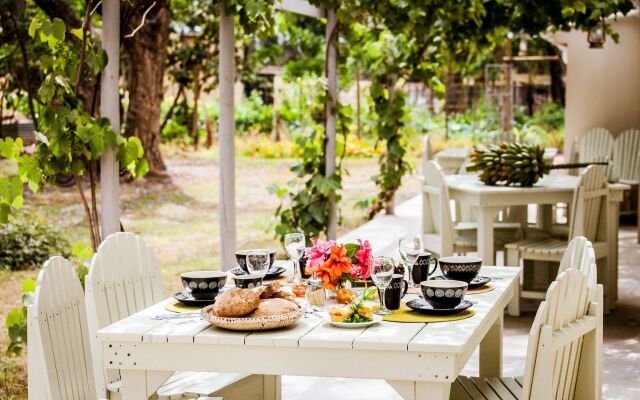 Addo African Home