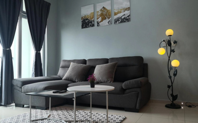 Mcz homestay at ipoh tower WiFi 7-8pax