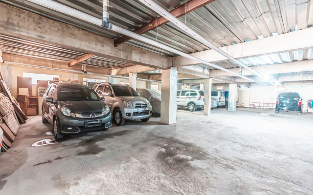 Super OYO 1868 J&b Room Pramuka