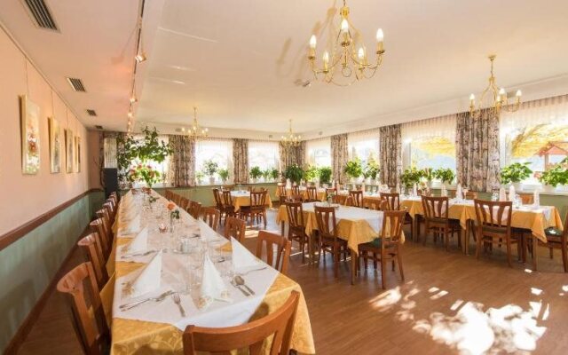 Gasthaus-Gostišče-Trattoria Ogris