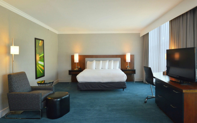 Doubletree by Hilton Newark - Fremont