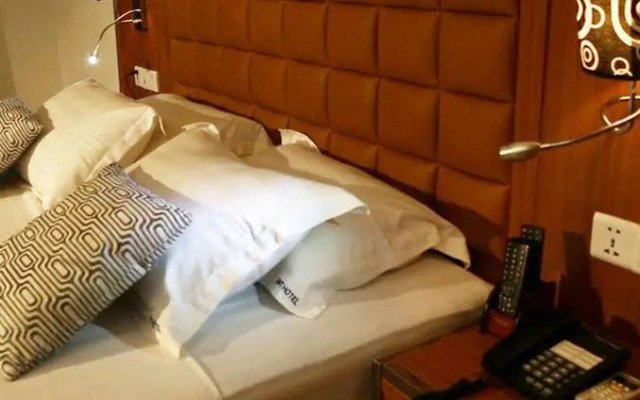 Mint Hotel