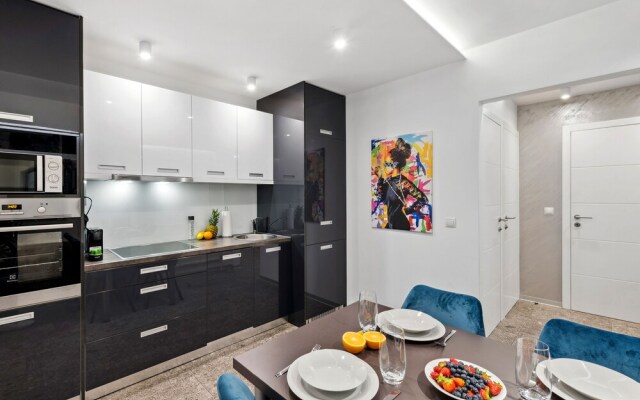 SKY9 Apartments District 6