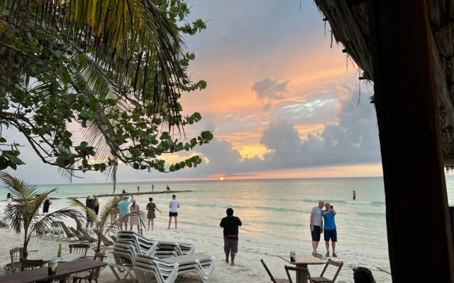Beach Club Escape Holbox