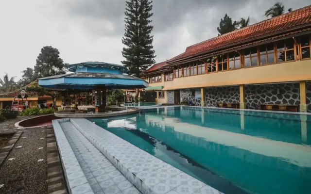OYO 90114 New Cipayung Asri Hotel