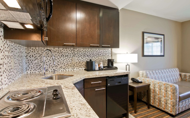 Best Western Plus Woodstock Inn & Suites