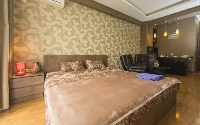 Qeti's Home