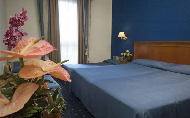 Hotel Dore