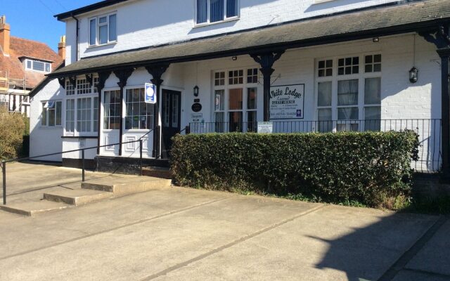 White Lodge Guest House