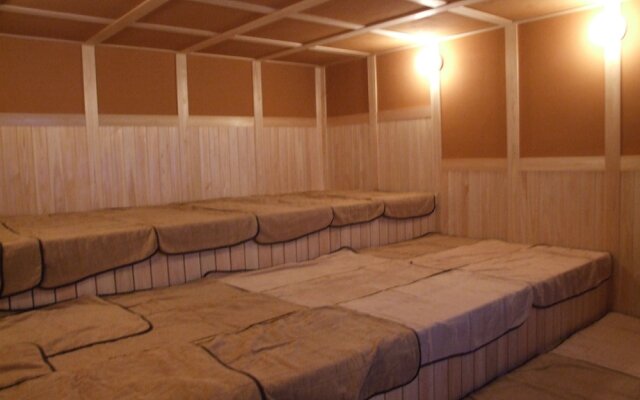 Hot Spring & Capsule Hotel copana