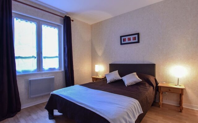 Spacious Holiday Home With Private Swimming Pool in Vitrac