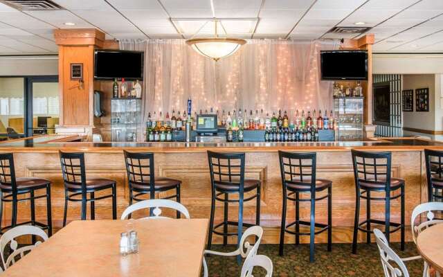 Quality Inn & Suites Monroe