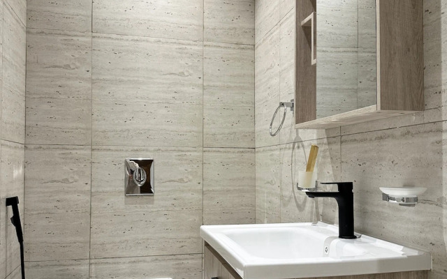 Kease Malqa E-9 Royal Touch  GZ90