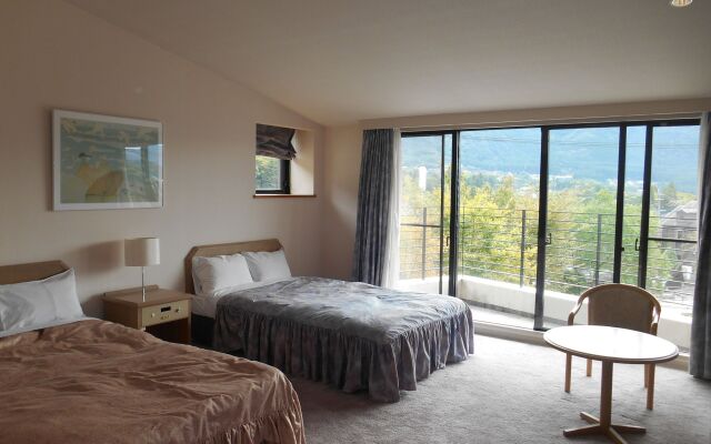Yufuin Kinrinko Hotel