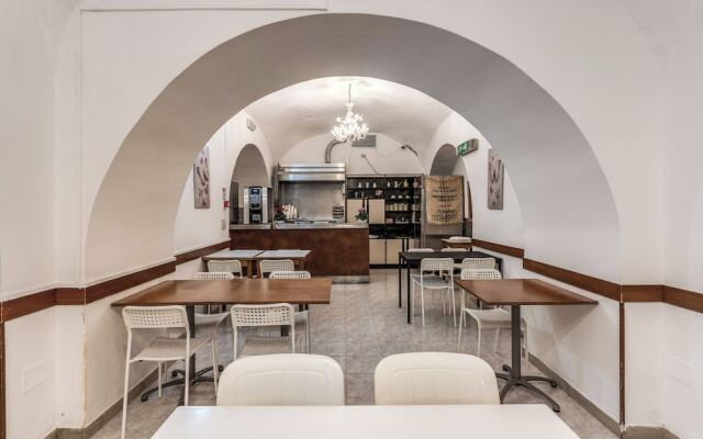 Altadomus Roma Guesthouse