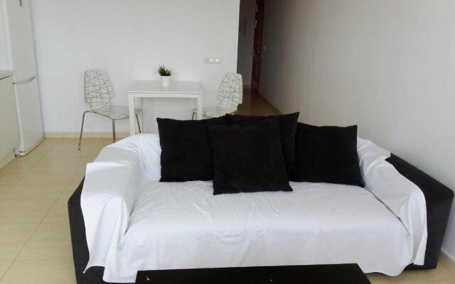 Apartamento de 1 dormitorio en calle Vela