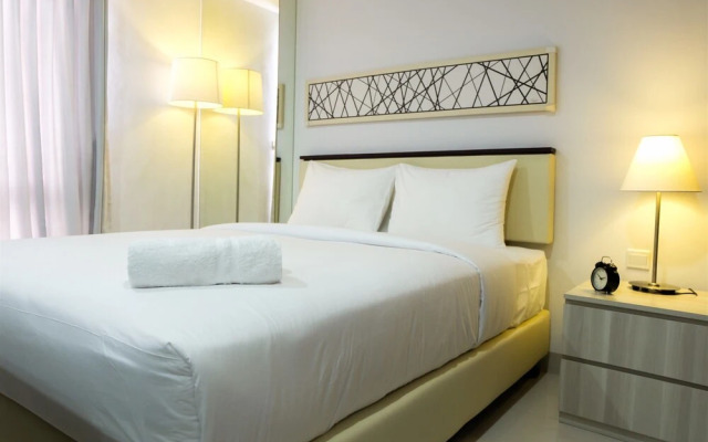 Studio Room Azalea Suites Apartment By Travelio