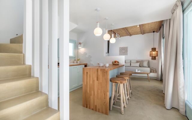 Santo Bloom Luxury Suites