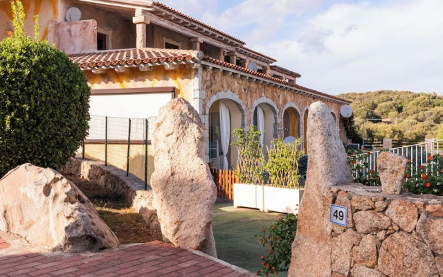 Anemone Apartment with Seaview Terrace