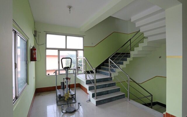 OYO 9547 Hotel Atmaram Lodging