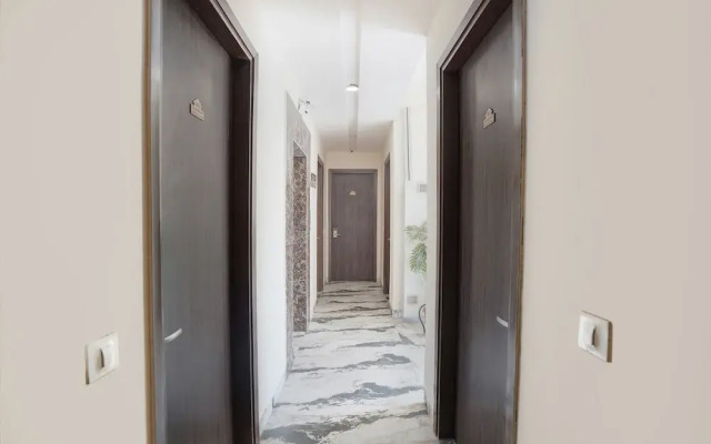 Fabhotel Vraj Inn