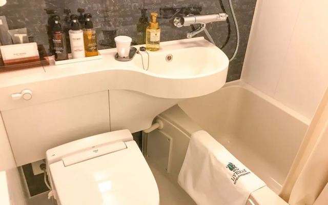 HOTEL LiVEMAX Takamatsu Eki Mae